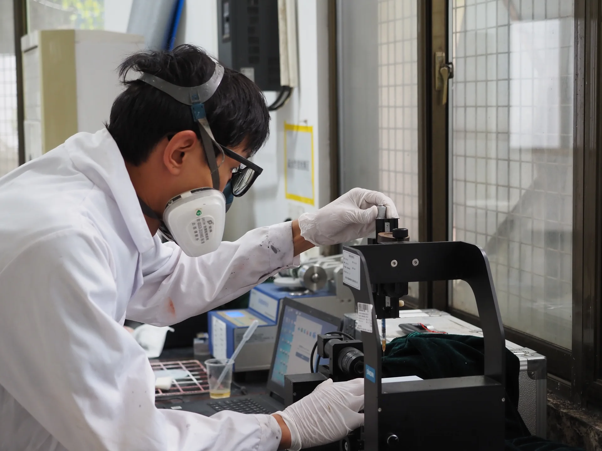 DSAN laboratory photograph of hands-on material evaluation